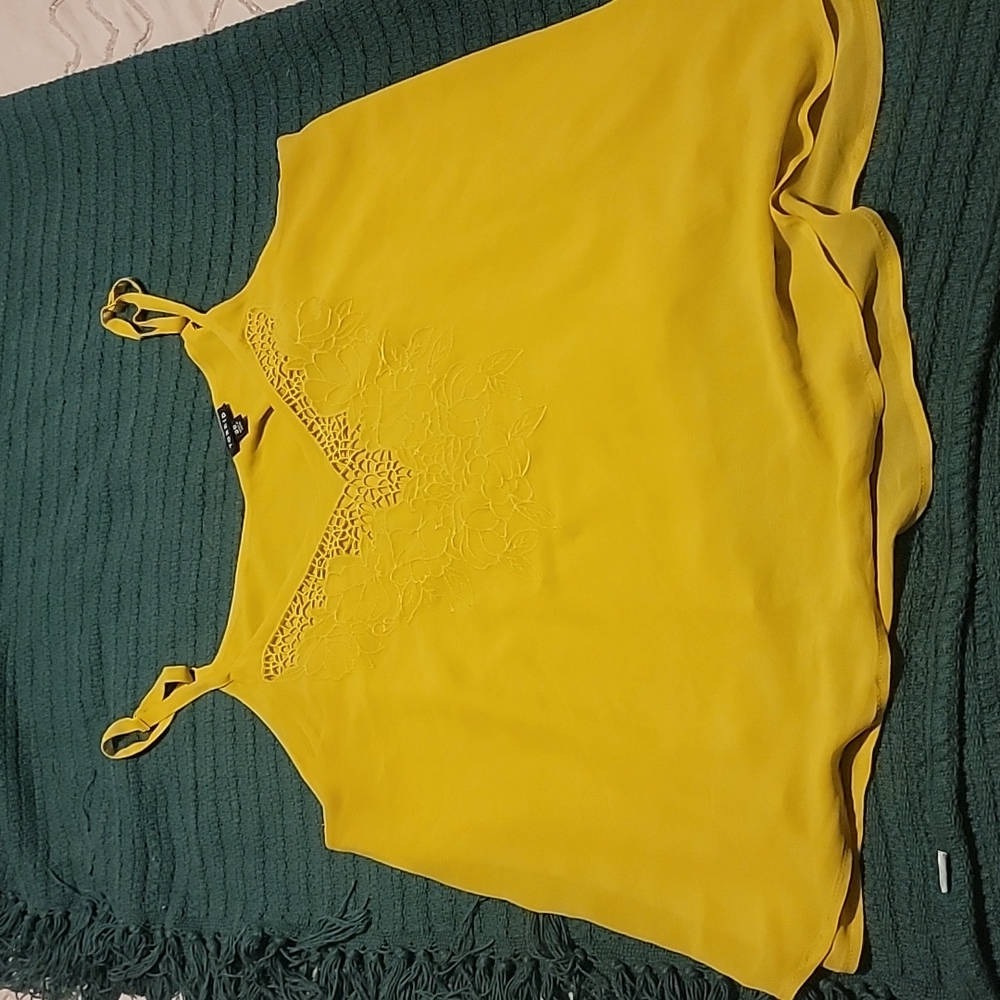Torrid top